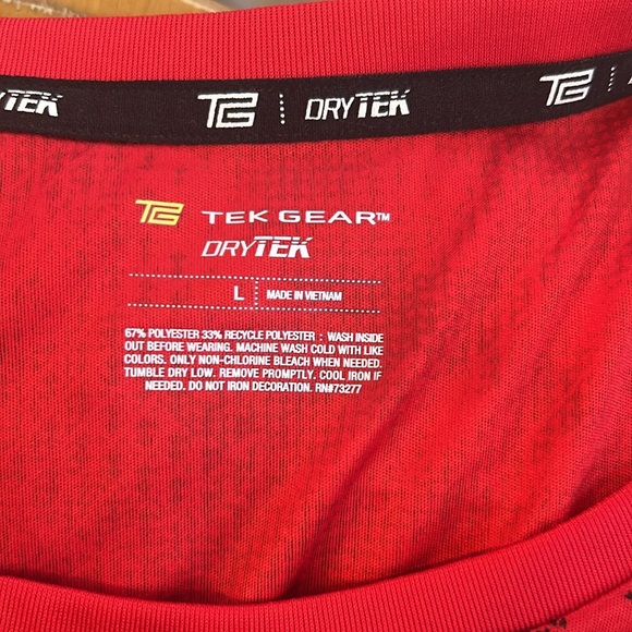 Men’s Tek Gear Shirt - Picture 3 of 3